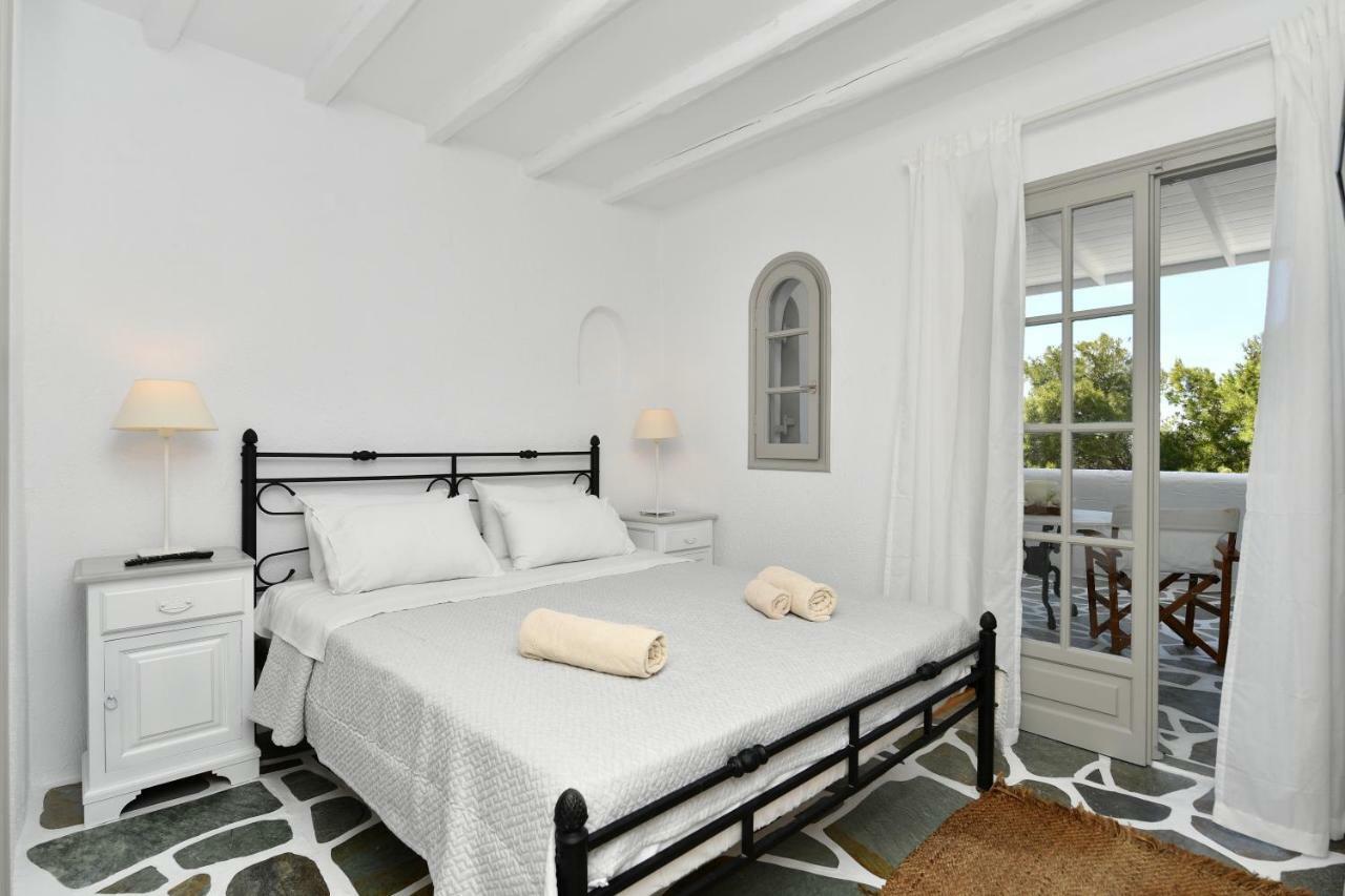 Santa Flora 3 Bedroom House A ParikiaaS Edge Páros 외부 사진
