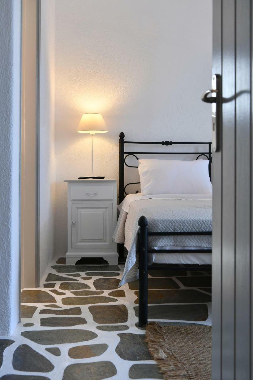 Santa Flora 3 Bedroom House A ParikiaaS Edge Páros 외부 사진