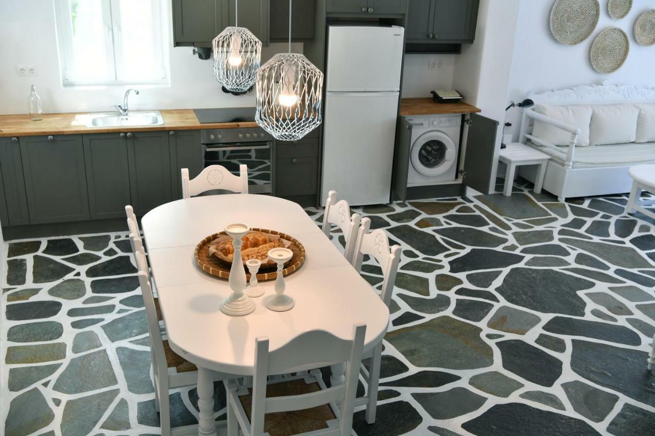 Santa Flora 3 Bedroom House A ParikiaaS Edge Páros 외부 사진